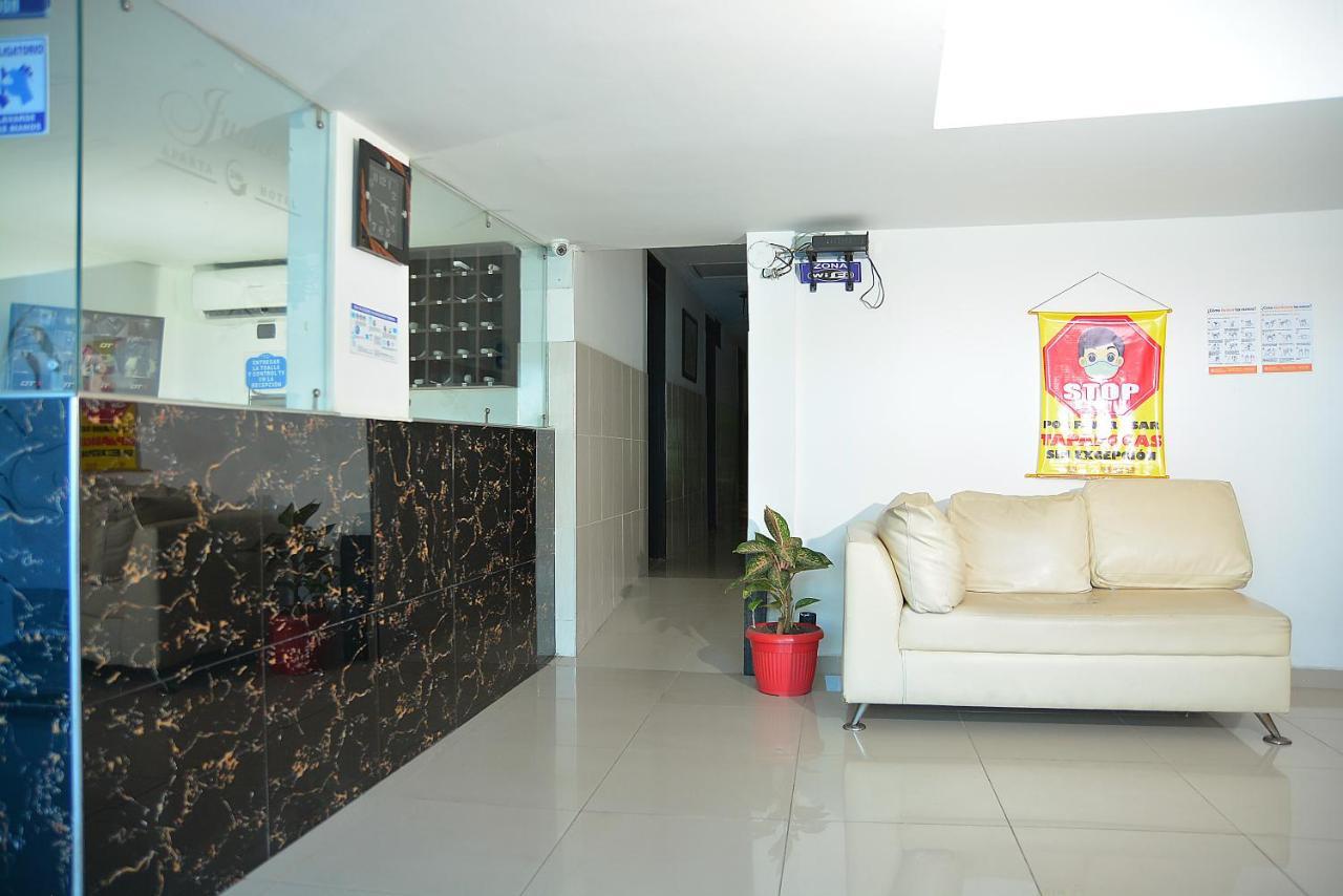 Apartahotel Juane'S Cali Esterno foto
